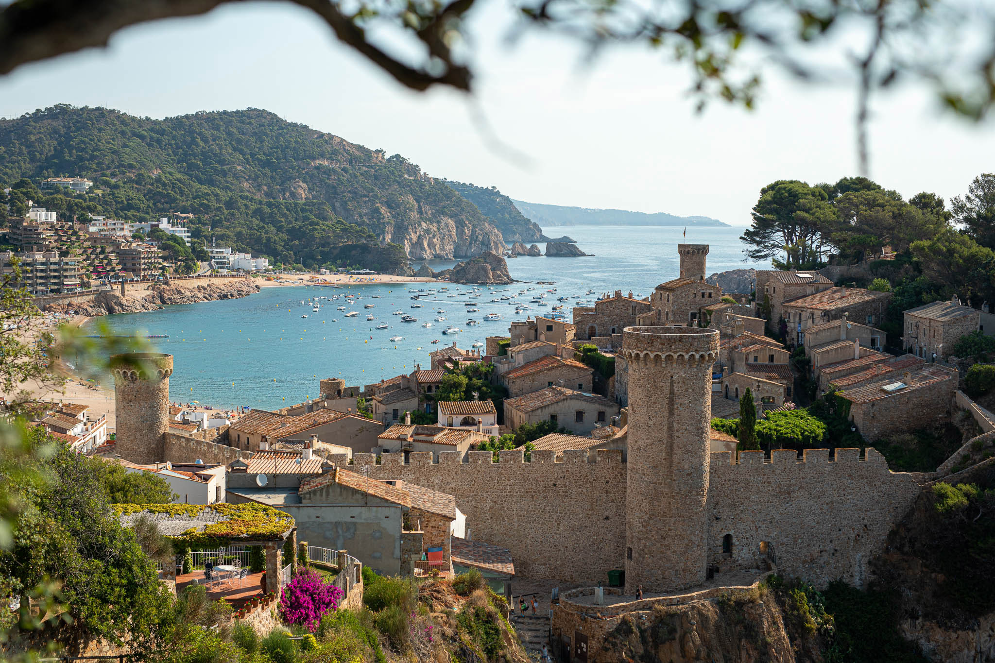 The Walled Vila Vella Oficina De Turisme De Tossa De Mar