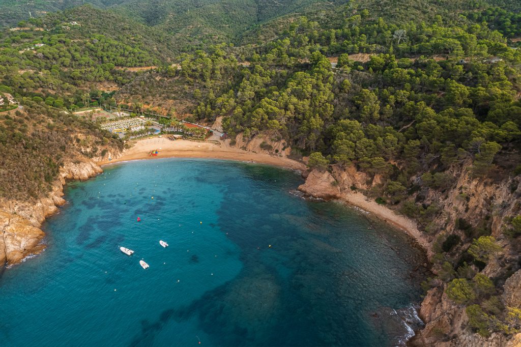 Cala Giverola – Oficina de Turisme de Tossa de Mar
